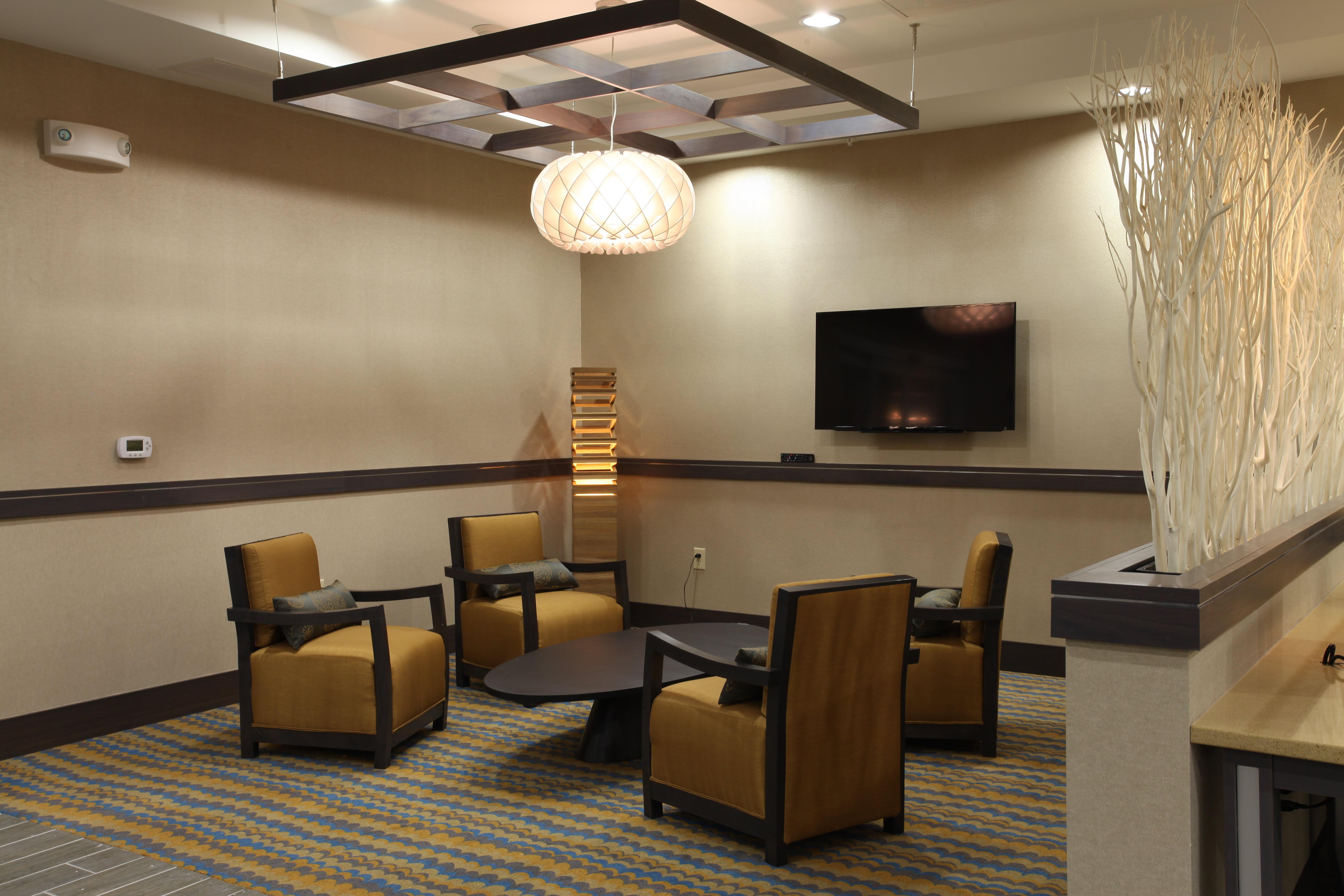 Holiday Inn Express Hotel & Suites Goldsboro - Base Area By Ihg Exterior photo