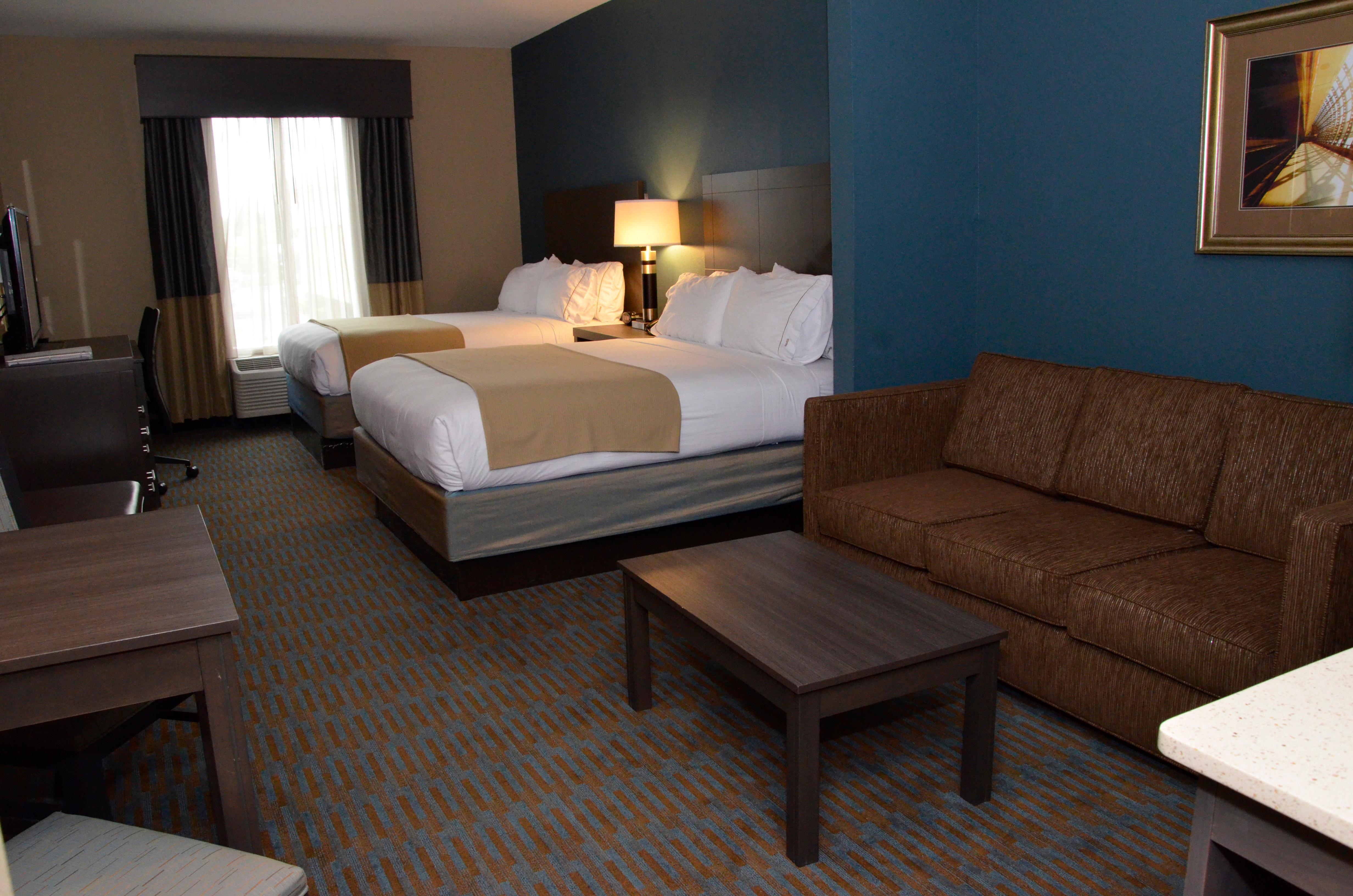 Holiday Inn Express Hotel & Suites Goldsboro - Base Area By Ihg Exterior photo