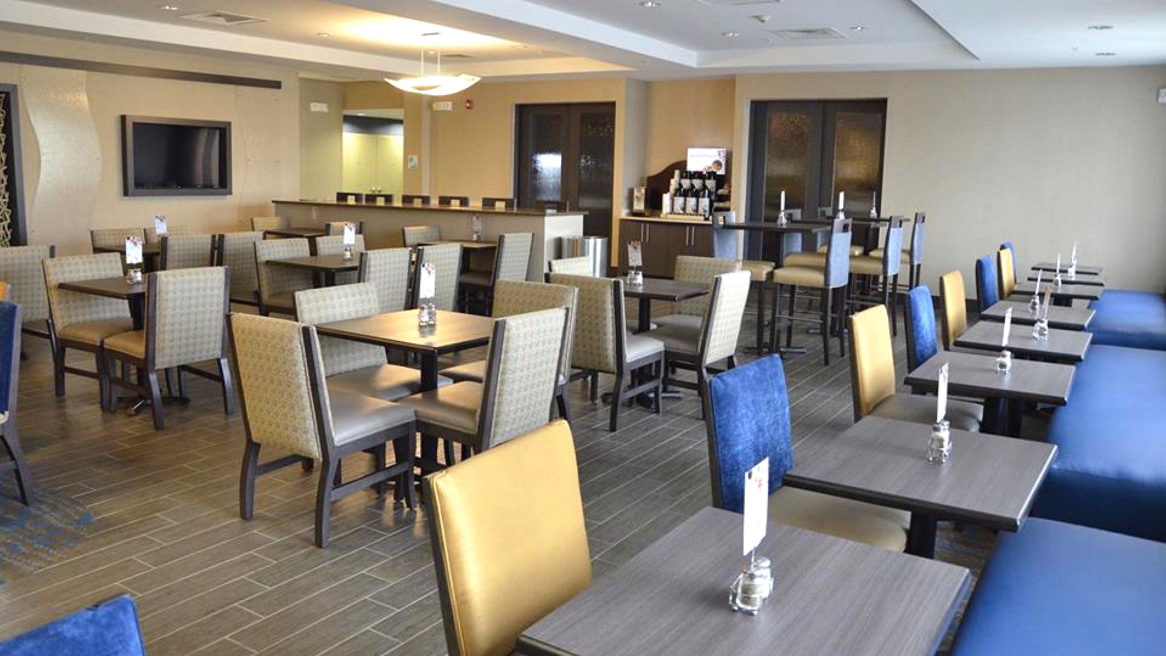 Holiday Inn Express Hotel & Suites Goldsboro - Base Area By Ihg Exterior photo
